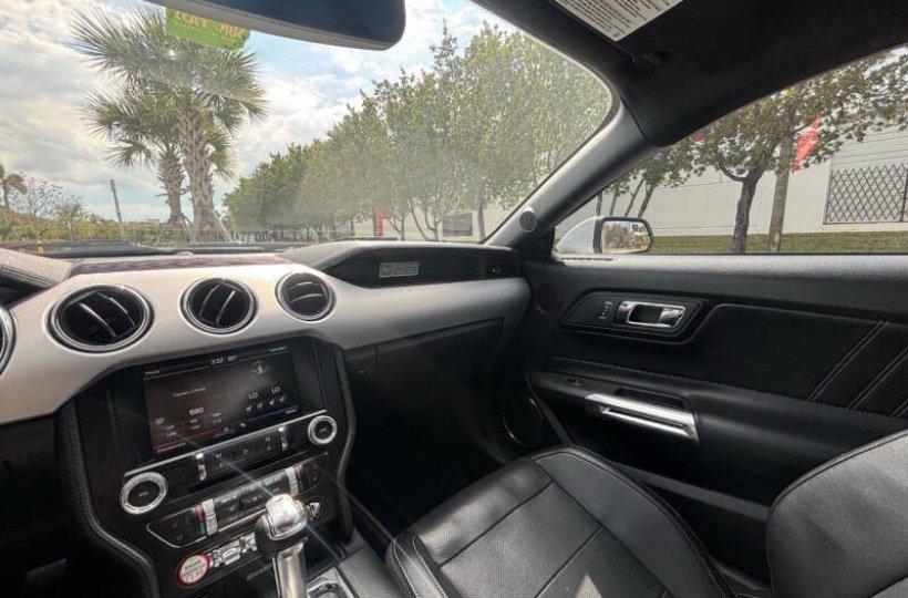 Ford Mustang EcoBoost Premium