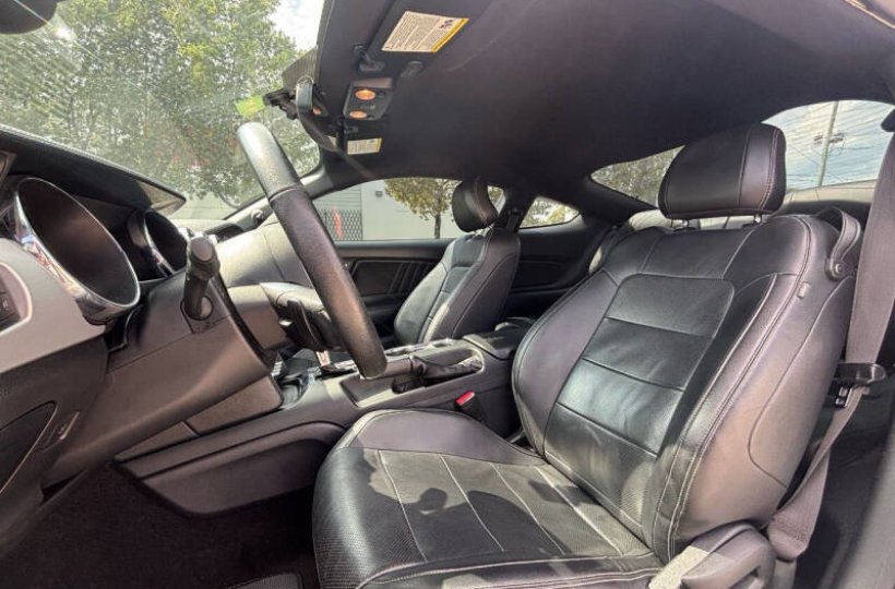 Ford Mustang EcoBoost Premium